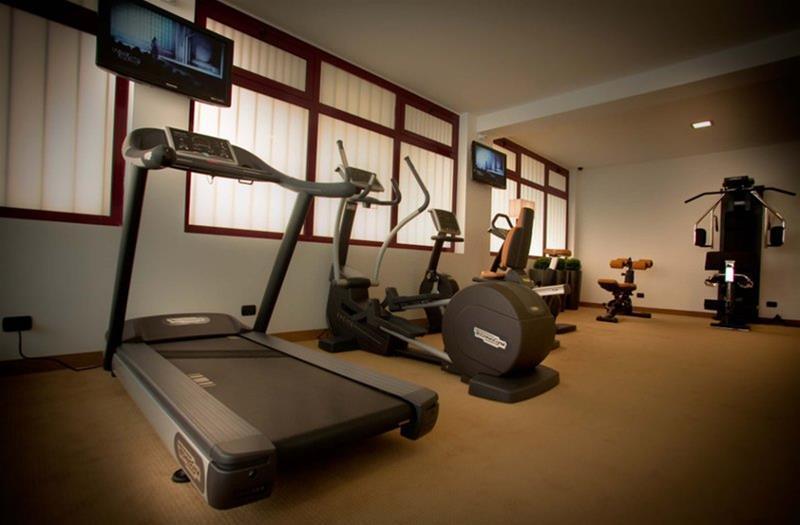 Best Western Rome Airport 4*