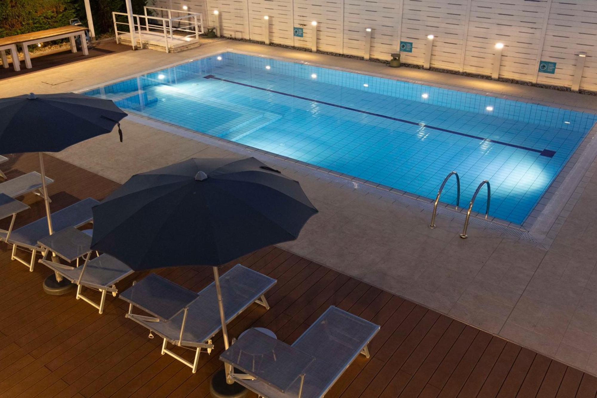Best Western Rome Airport 4*